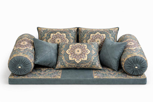 ست کامل شاه نشین سنتی لوکس با کوسنها و بالش های مخملی و طرح اصیل ایرانی رنگ خاکستری