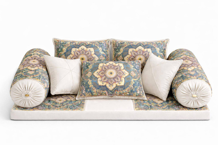 ست کامل شاه نشین سنتی لوکس با کوسنها و بالش های مخملی و طرح اصیل ایرانی رنگ سفید